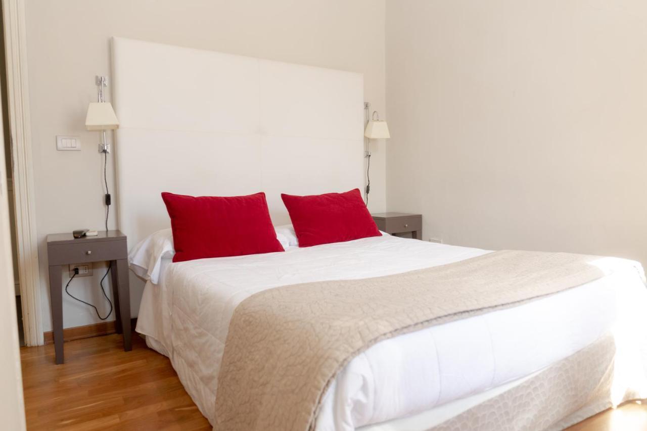 Budget Double or Twin Room,1108842183:JPEG